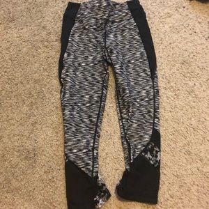 Calvin Klein performance cropped leggings